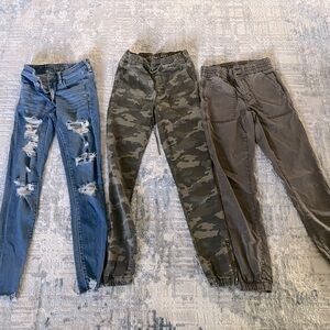 American Eagle bundle two pairs of jeans, one denim skirt